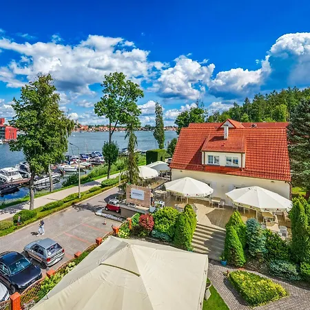 Amax Boutique 3* Mikołajki