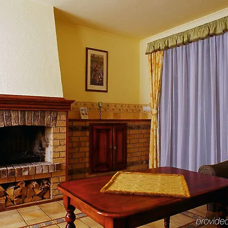 Amax Boutique Hotel 3*