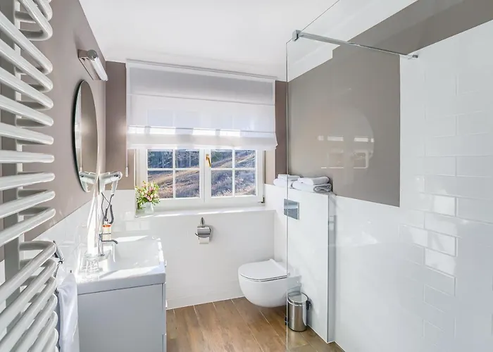 Amax Boutique Hotel 3*