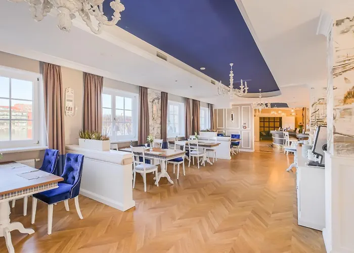 Amax Boutique 3* Mikołajki